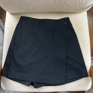 Uniqlo Black Women's Wrap Skort